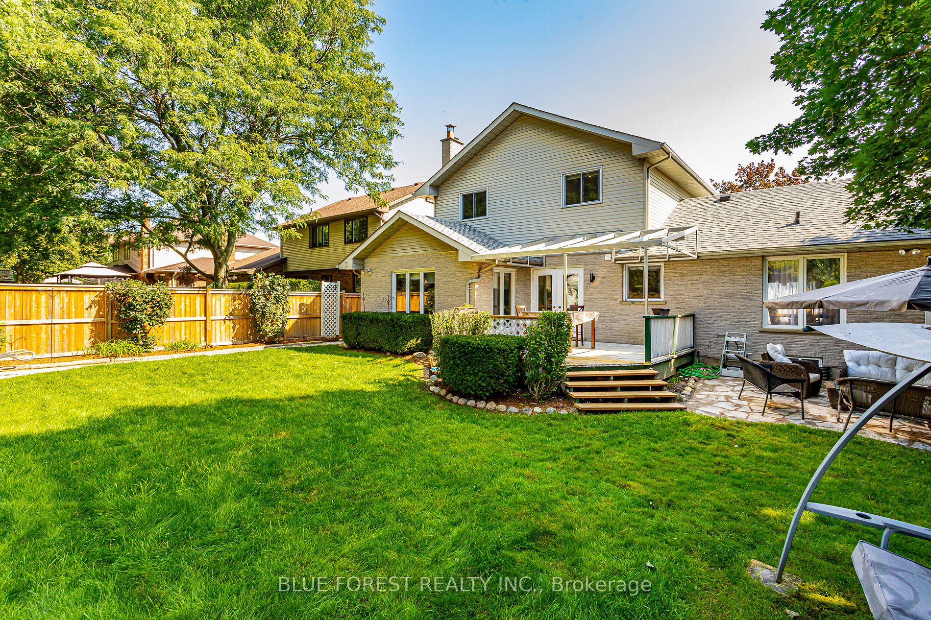 35 Jennifer Gdns