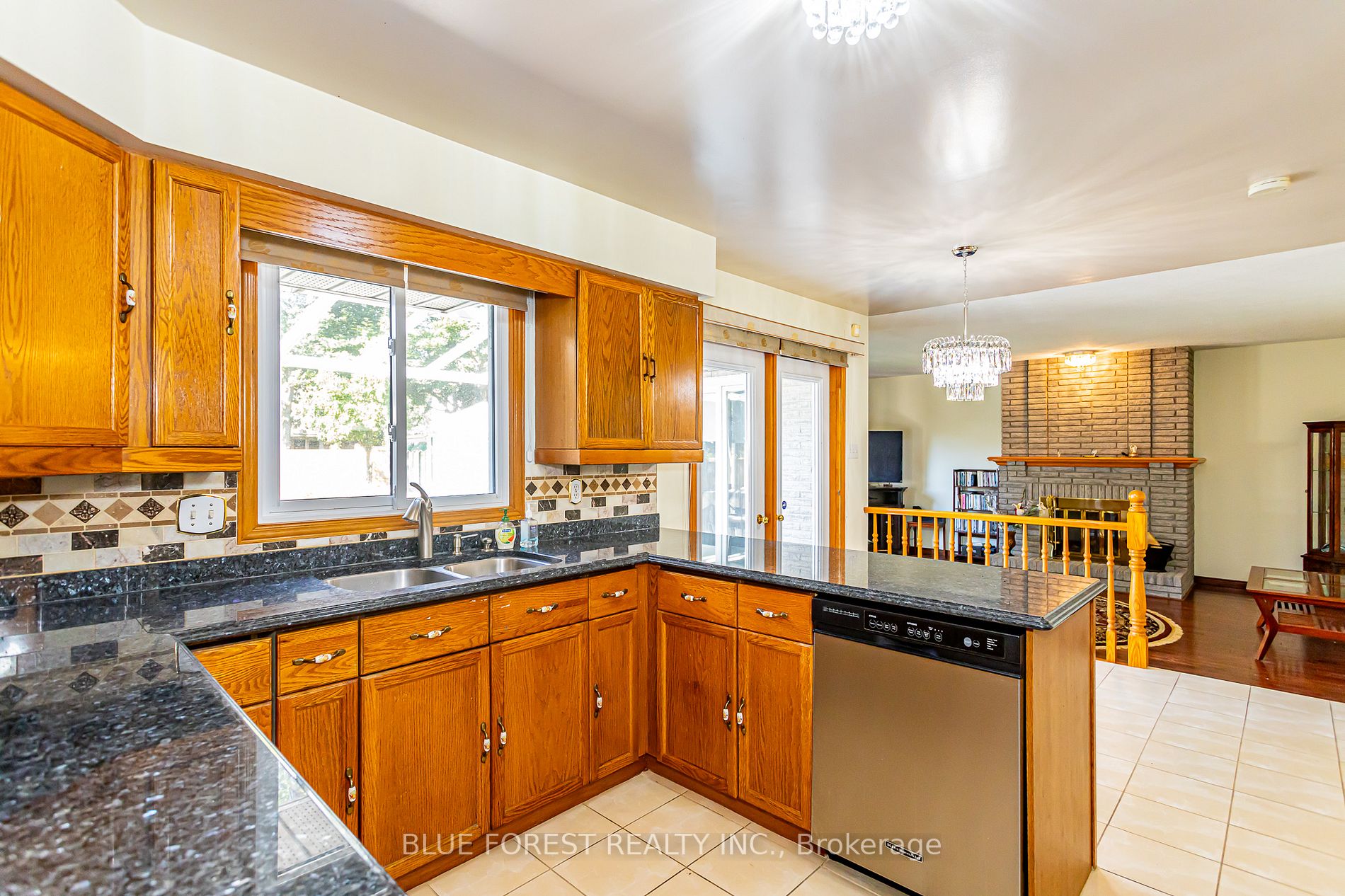 35 Jennifer Gdns