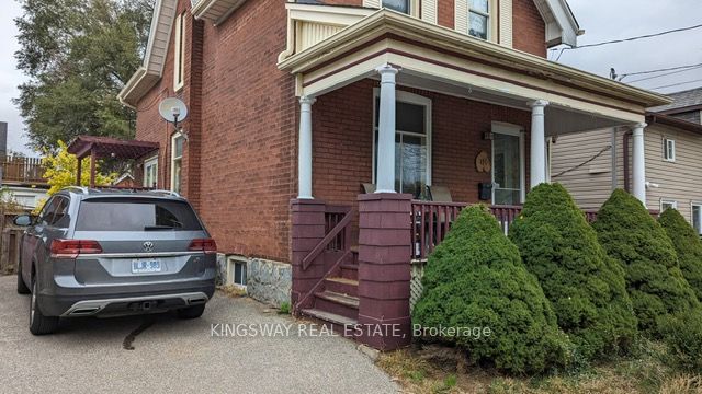 196 Wellington Street