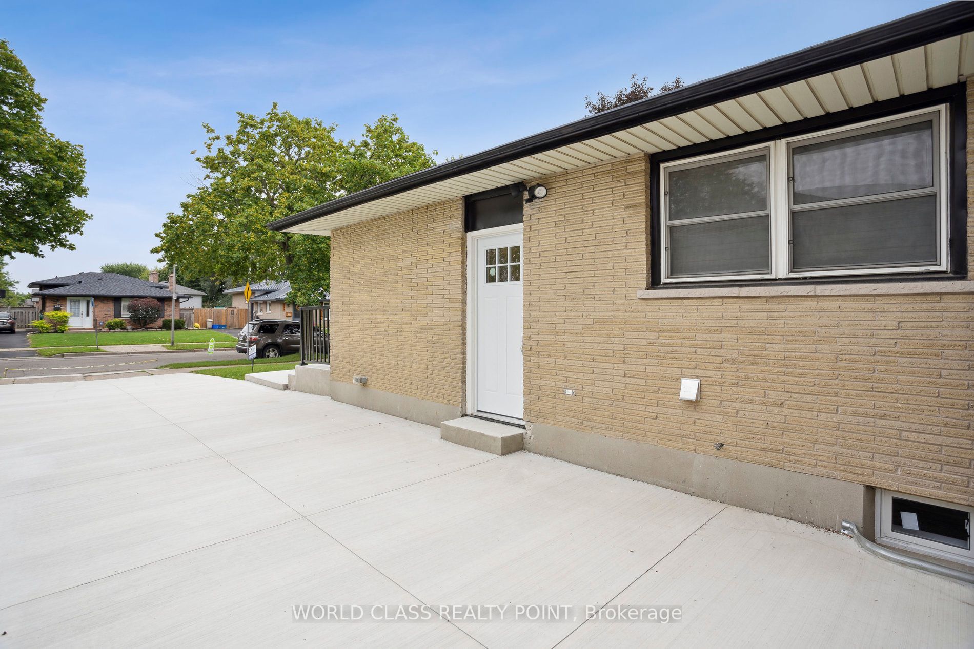 396 Hudson Dr