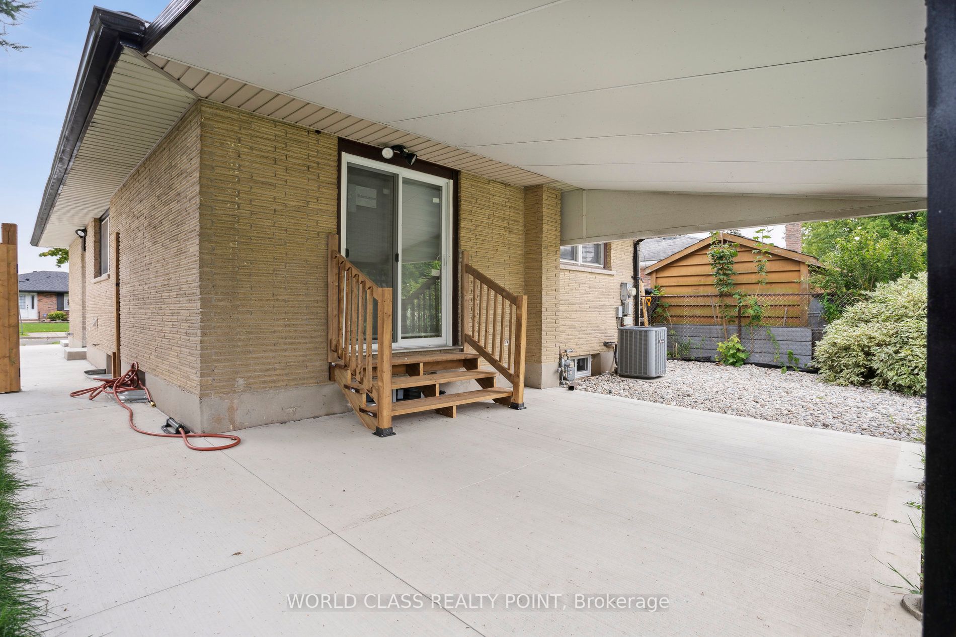 396 Hudson Dr
