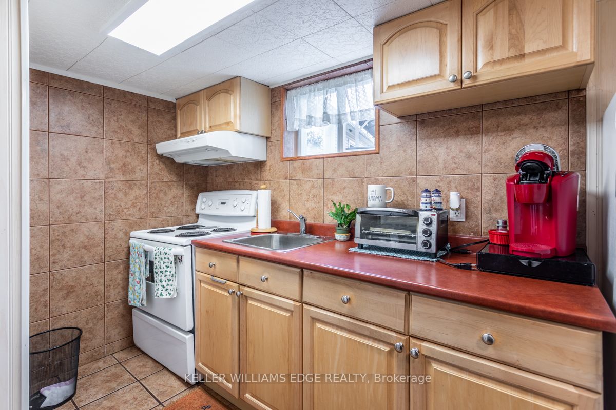 11 Brandow Crt