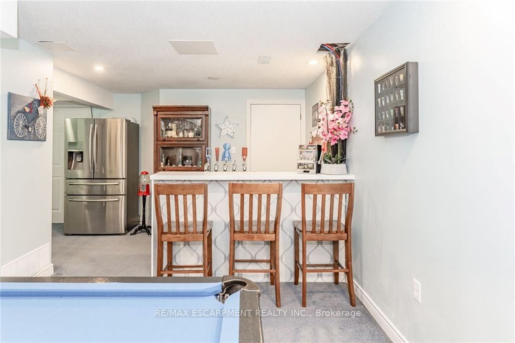44 Chatsworth Cres