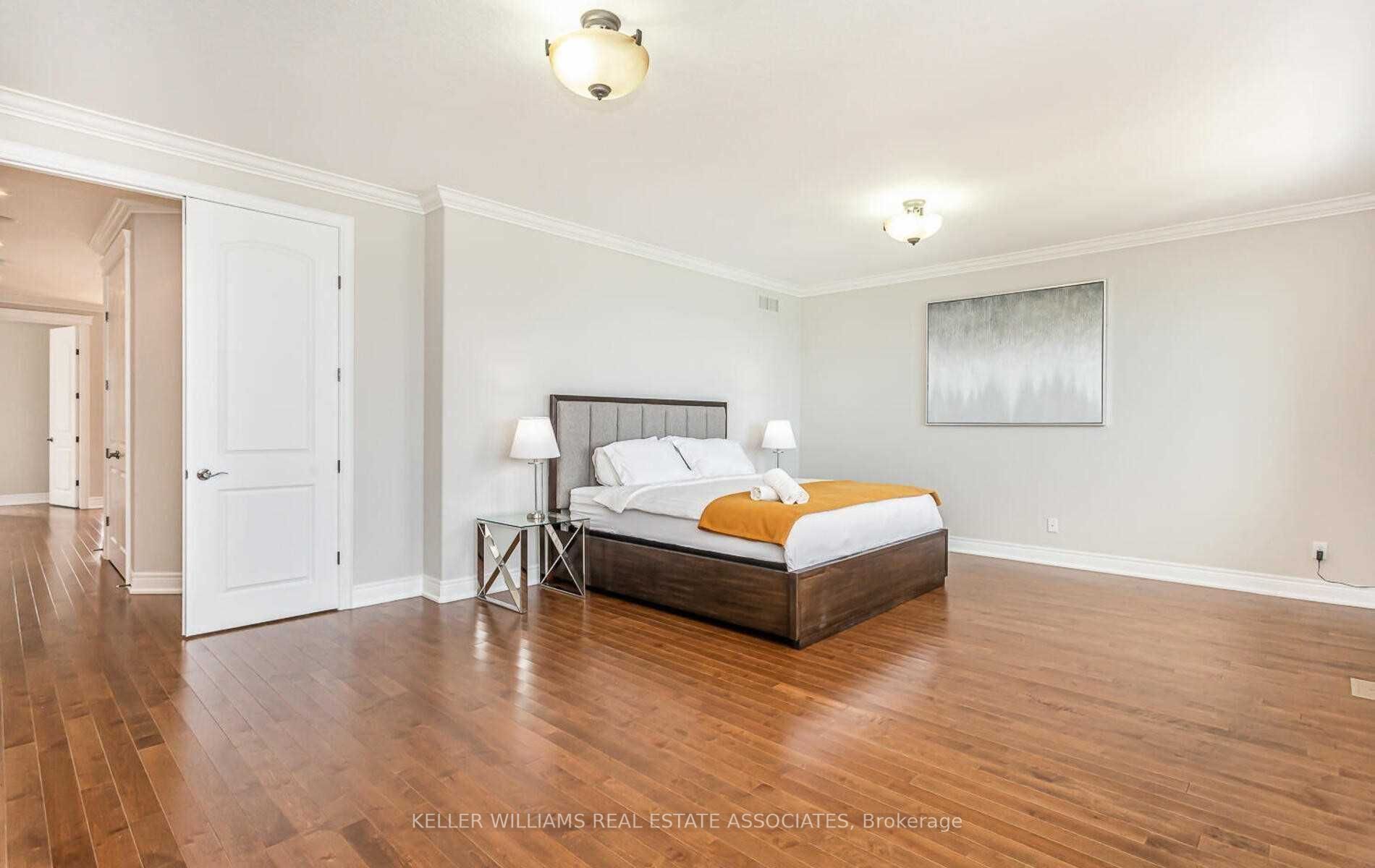 112 Watercrest Dr