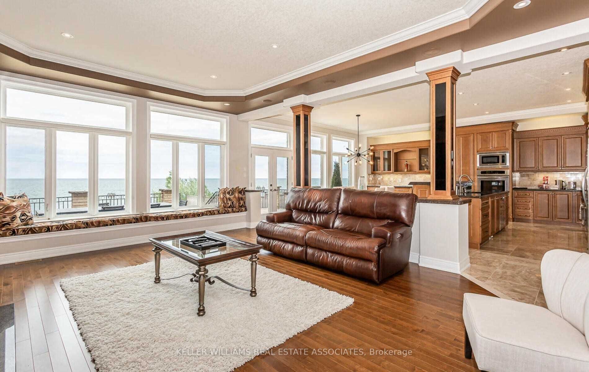 112 Watercrest Dr