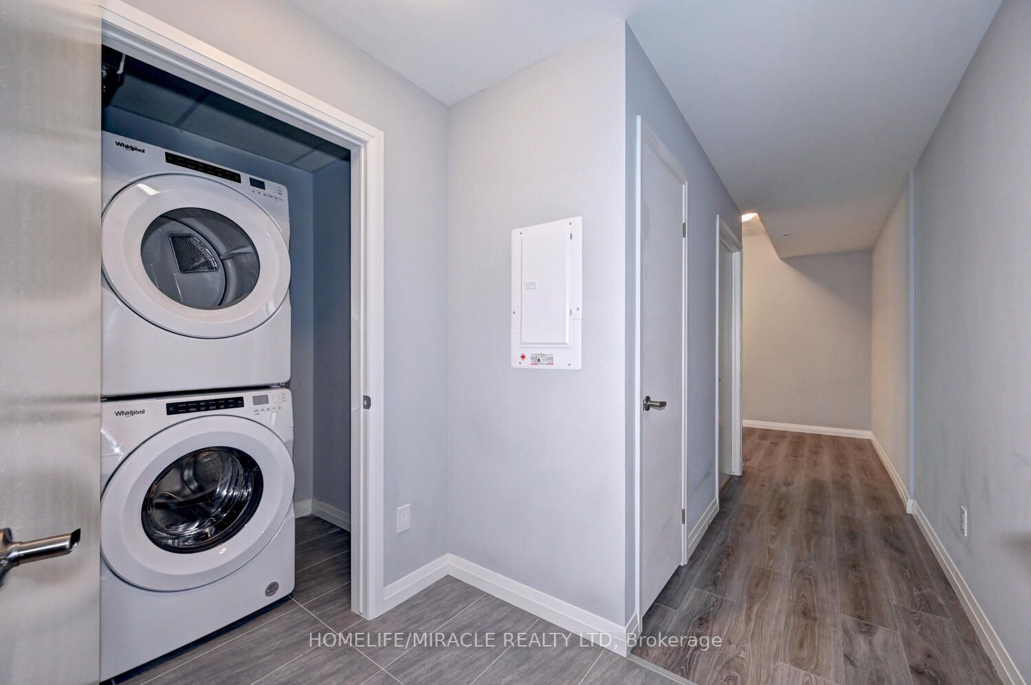 108 Garment Street, #401