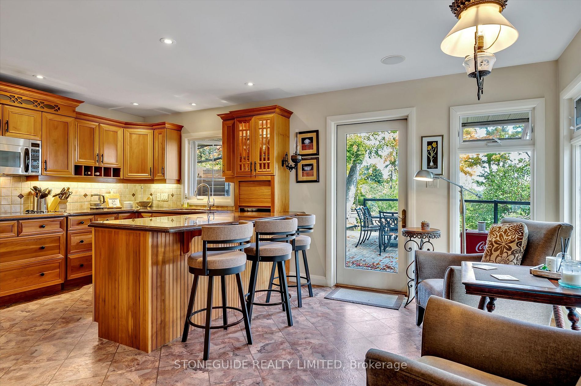 146 Ridgewood Rd