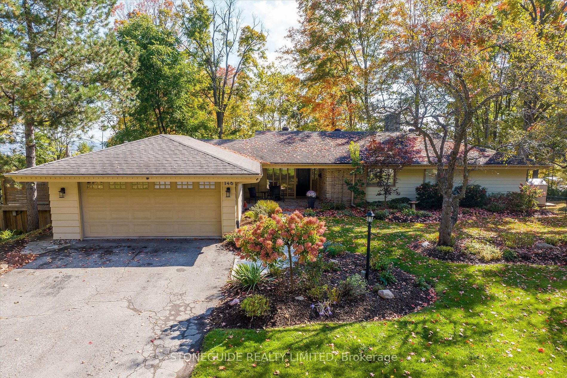 146 Ridgewood Rd