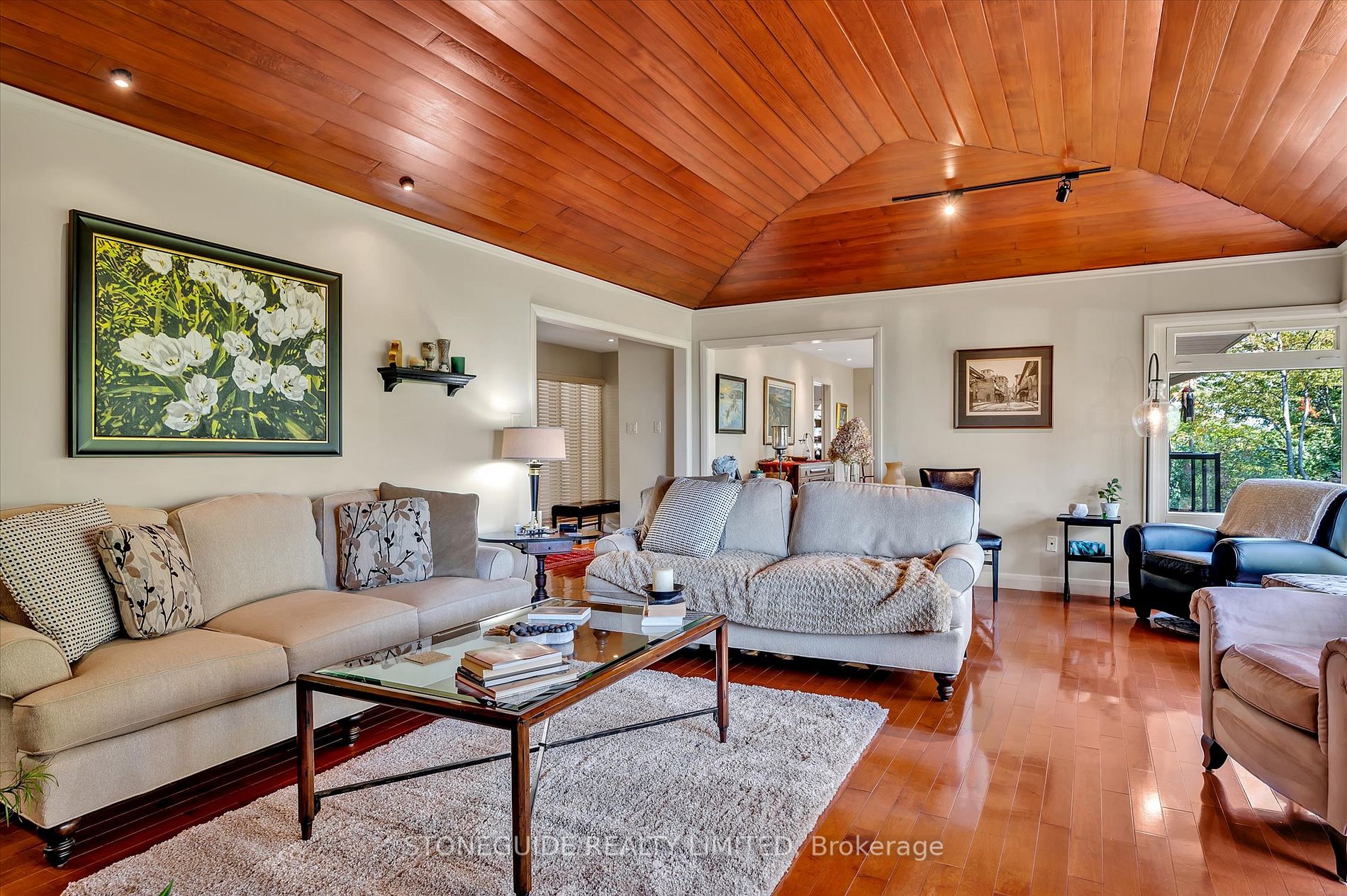 146 Ridgewood Rd