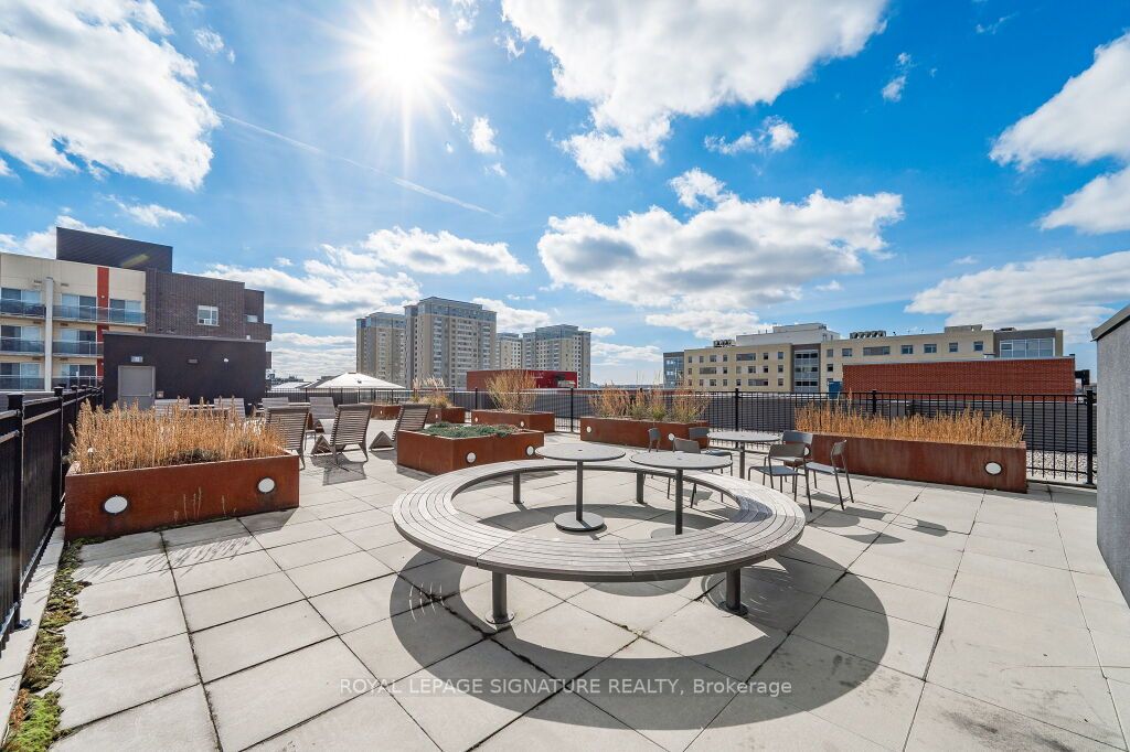 308 Lester St, #301