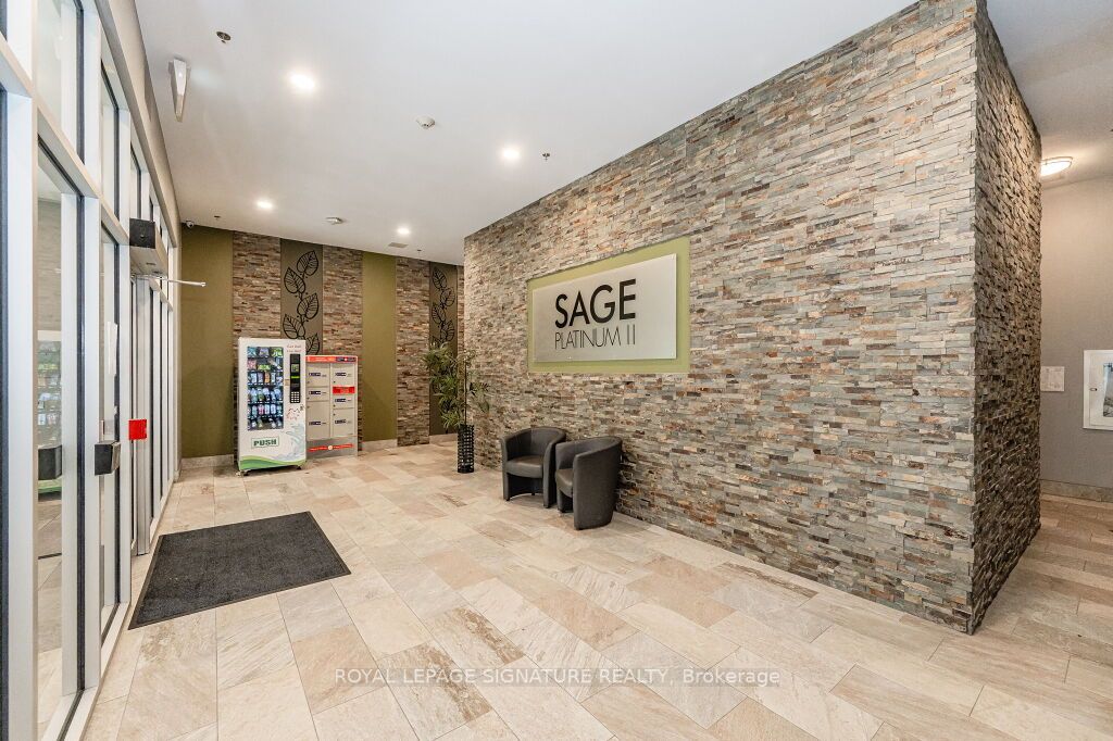 308 Lester St, #301