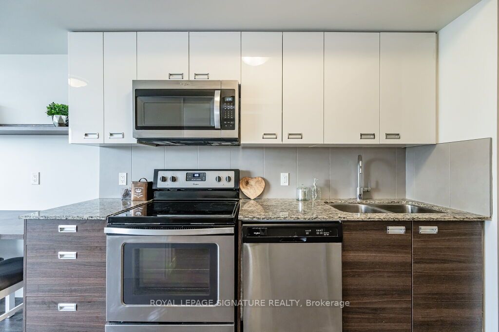 308 Lester St, #301