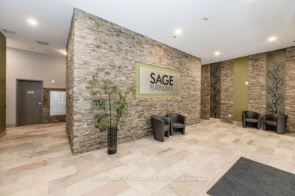308 Lester St, #301