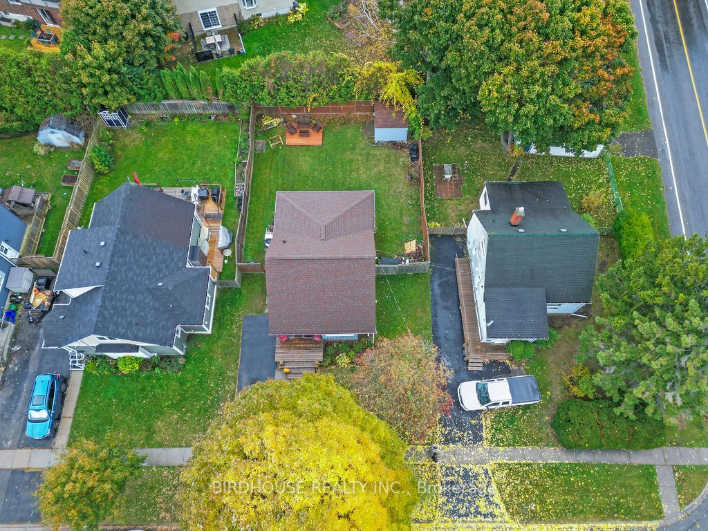 215 Burnham St