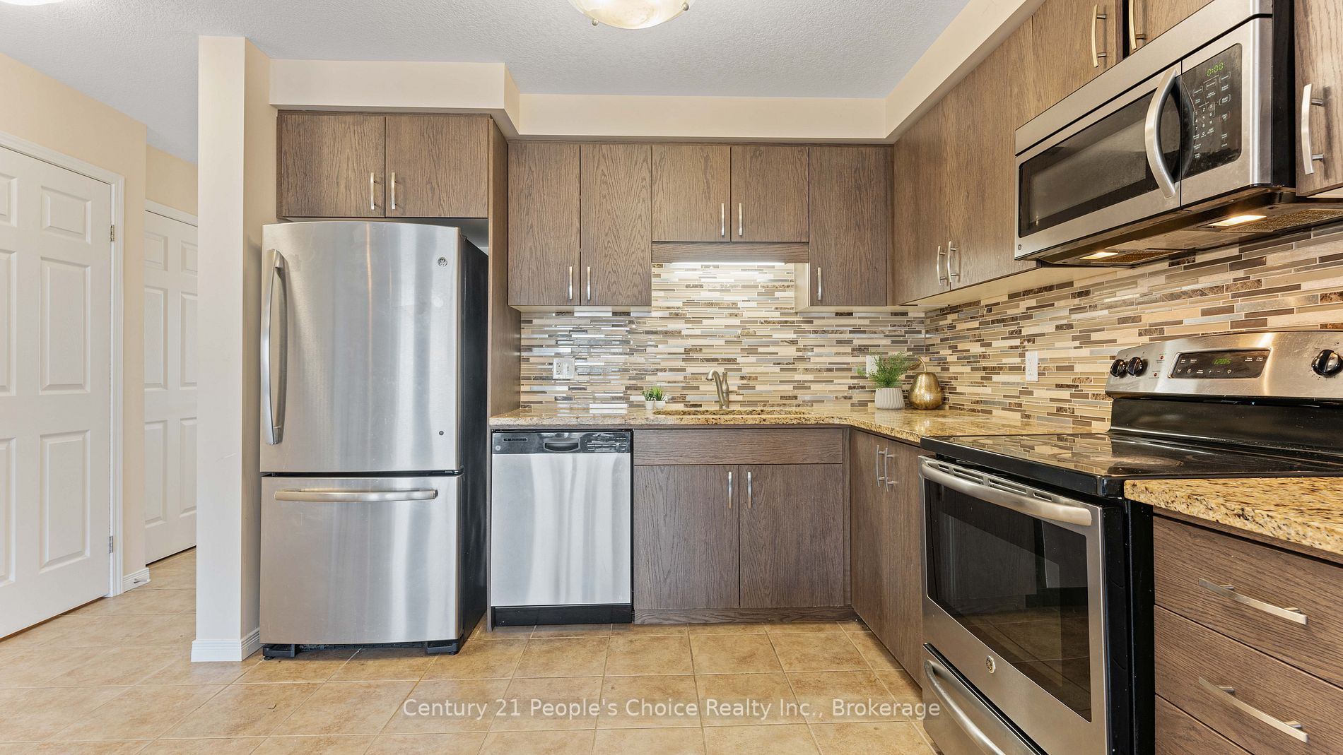 7 Trillium Way