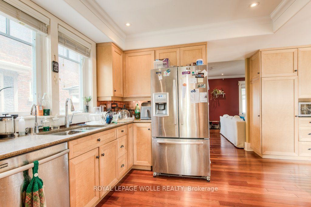 36 Union St E