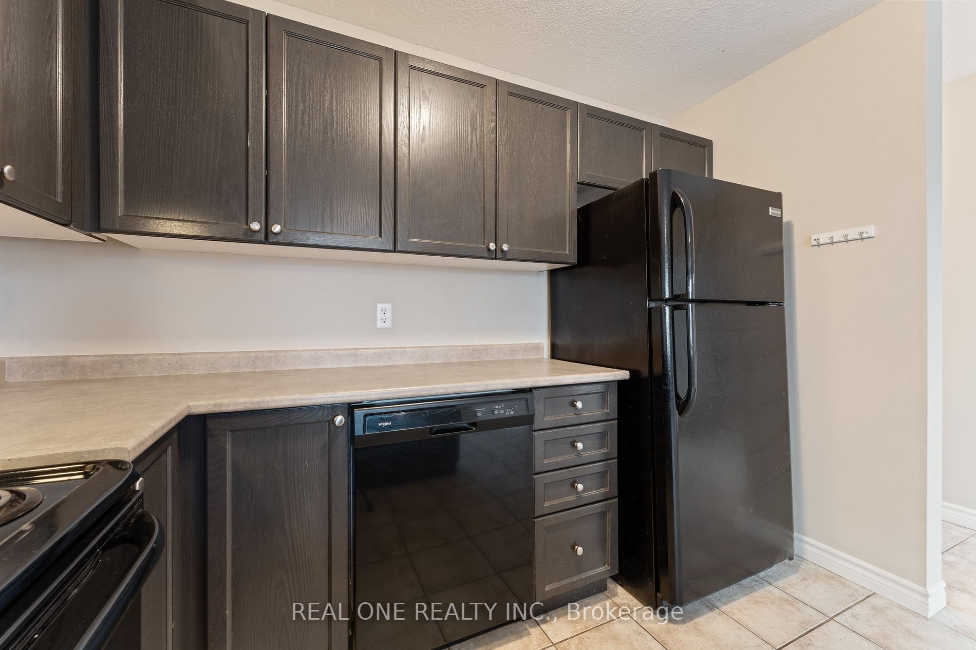 15 Carere Cres, #15B