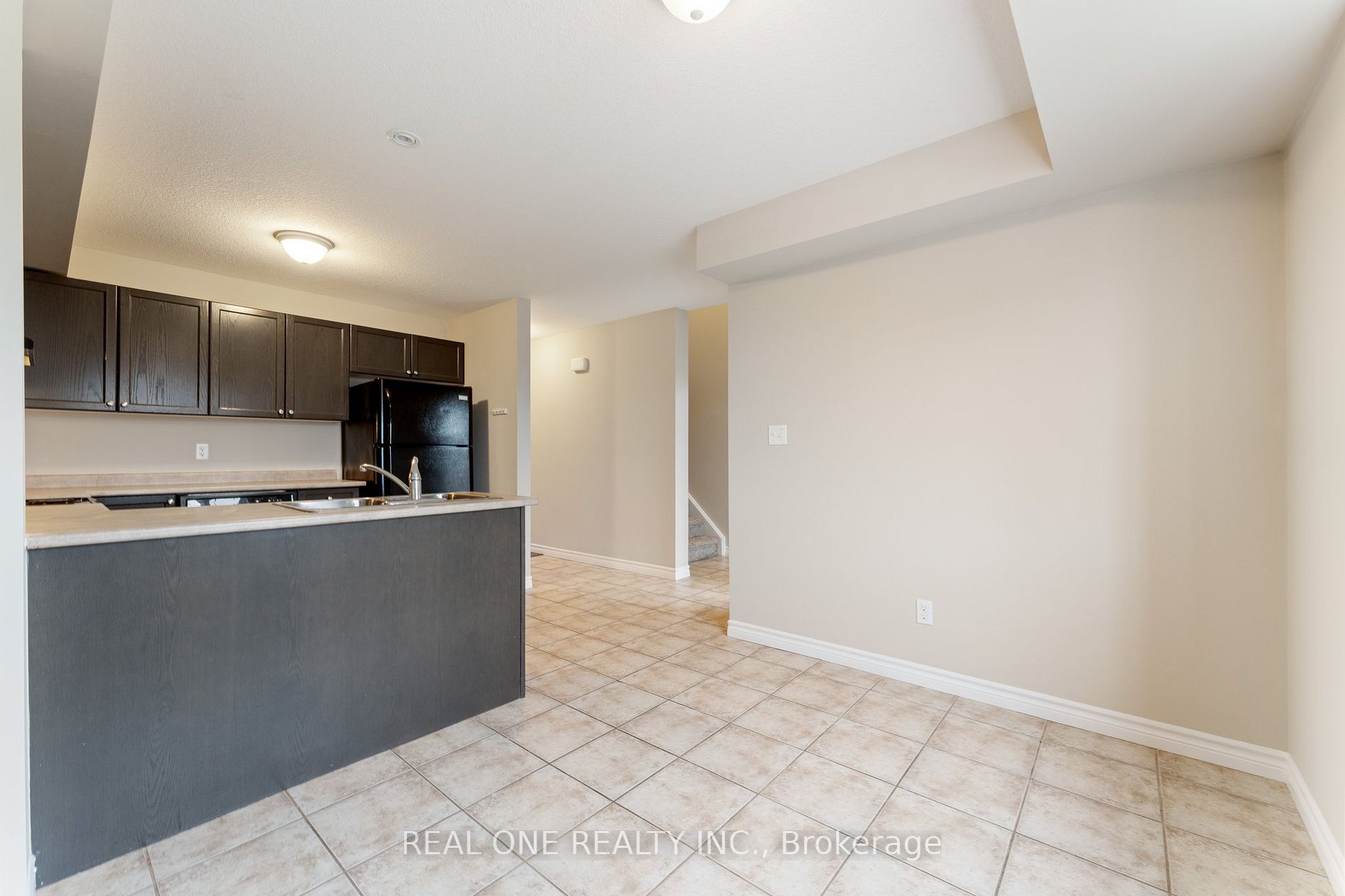 15 Carere Cres, #15B