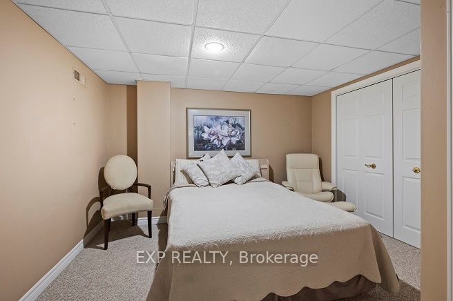 665 Ellesmere Crt