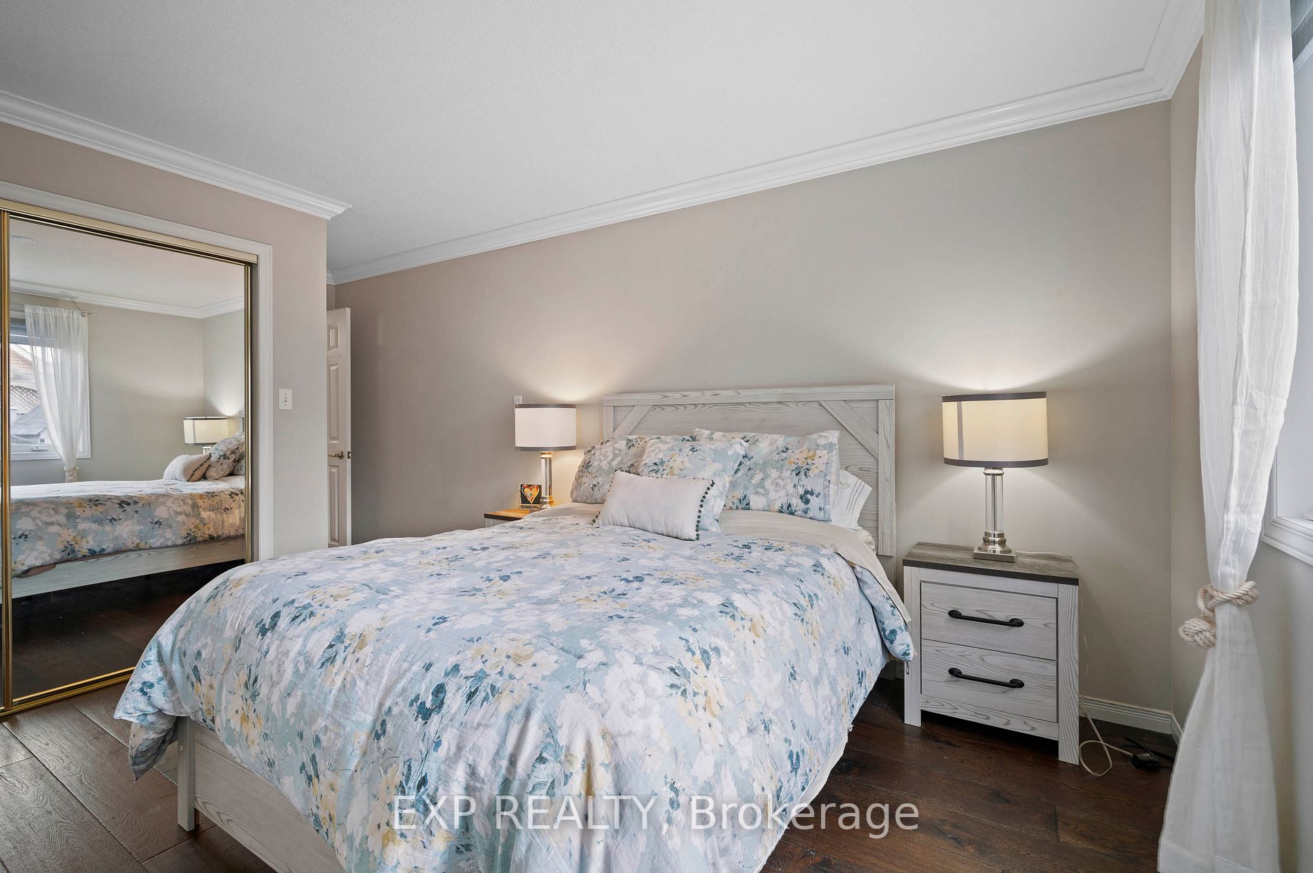 665 Ellesmere Crt