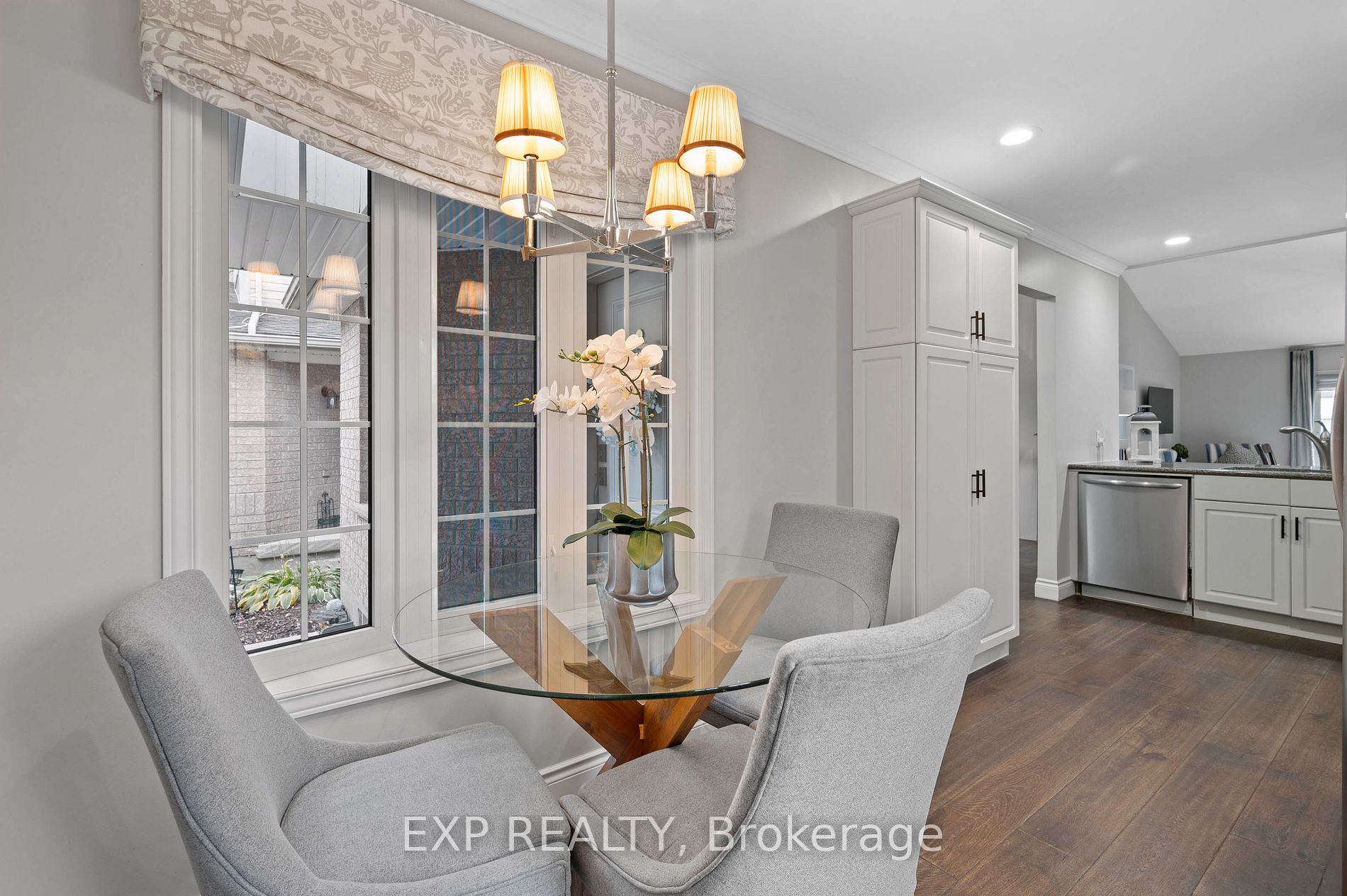 665 Ellesmere Crt