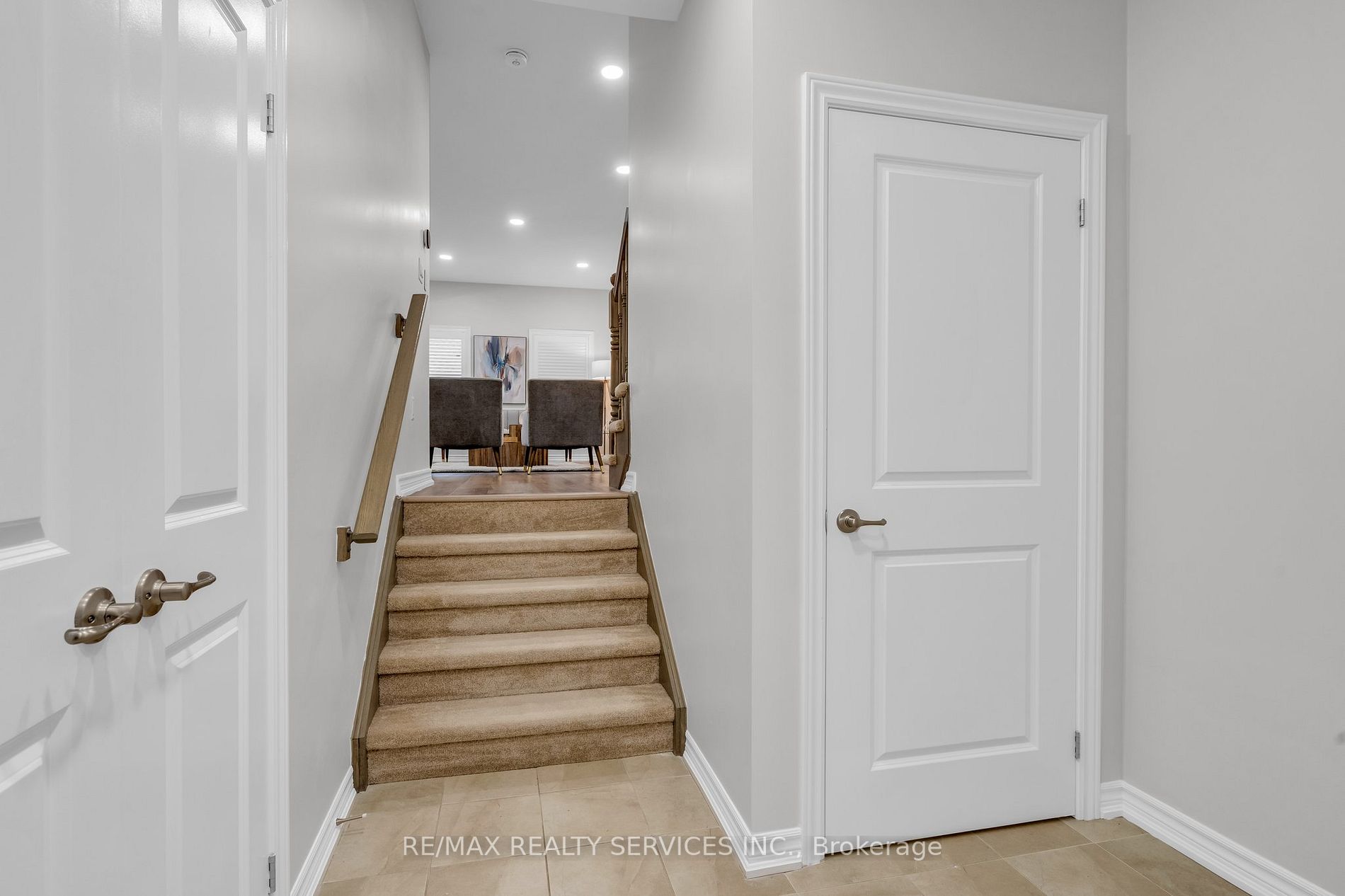 324 Equestrian Way, #46