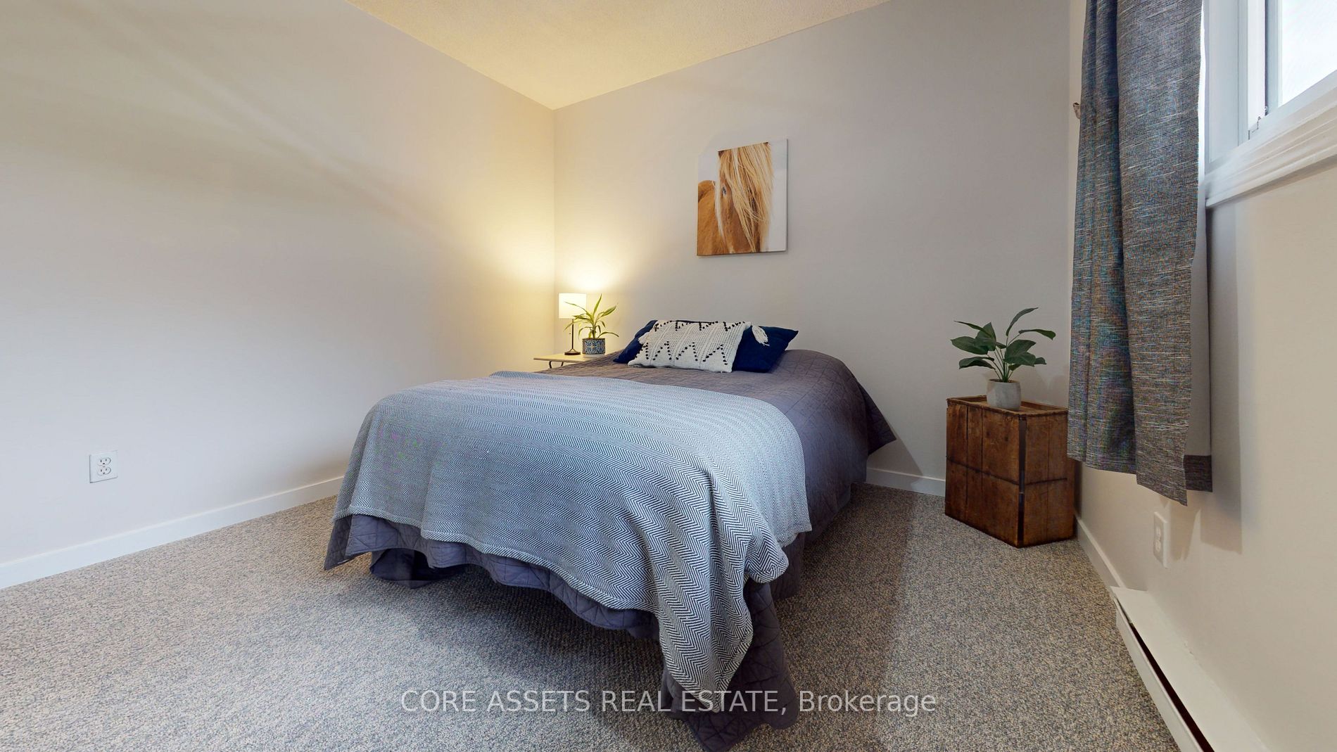 610 George St N, #5