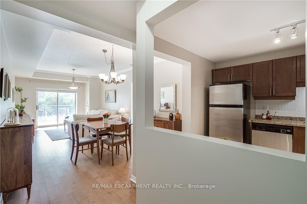 3000 CREEKSIDE Drive, #508