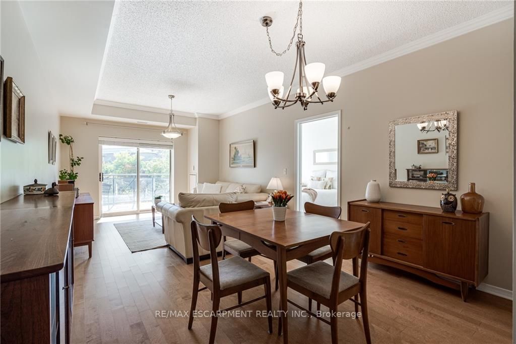 3000 CREEKSIDE Drive, #508
