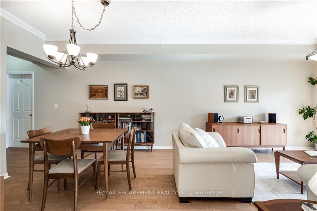 3000 CREEKSIDE Drive, #508