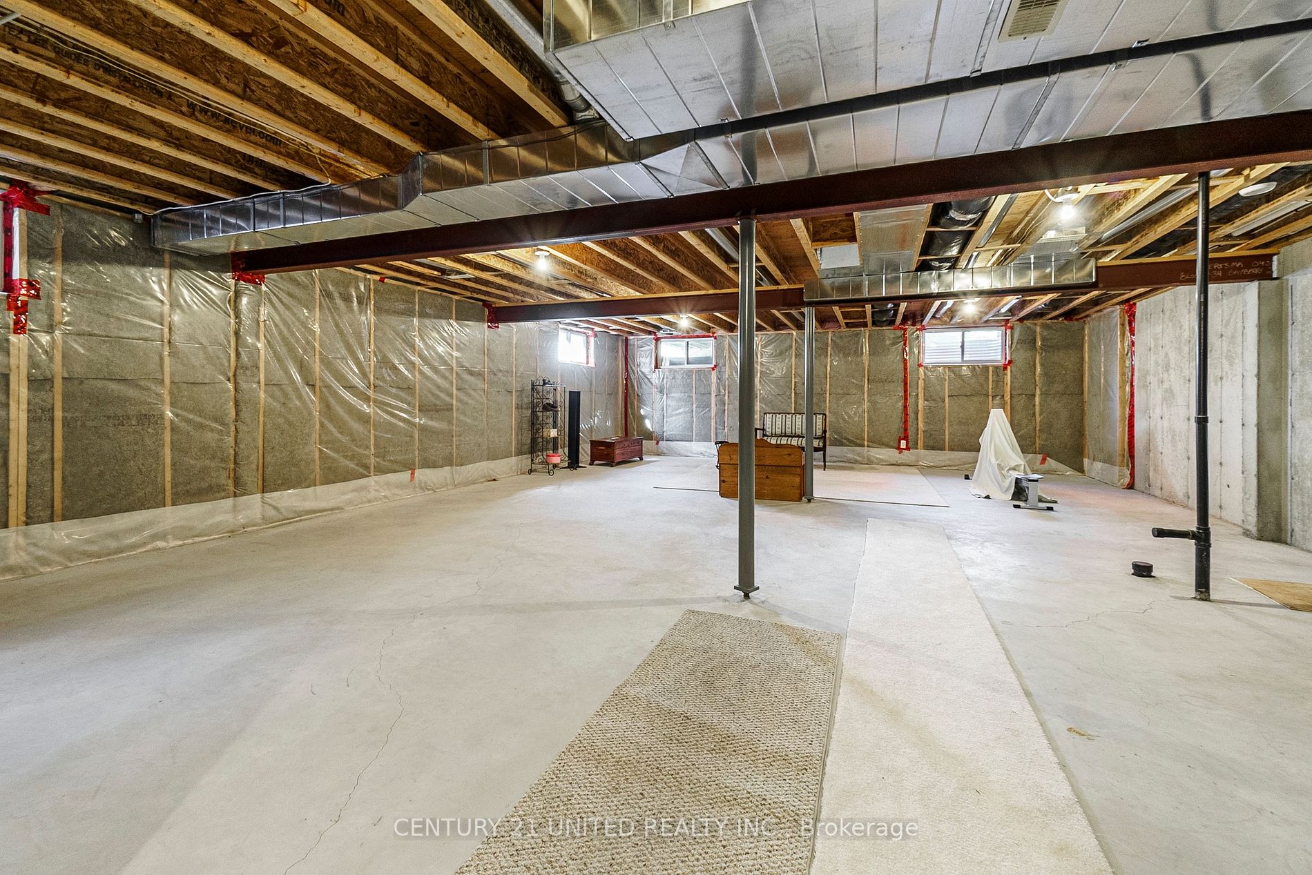 80 Village Cres, #118