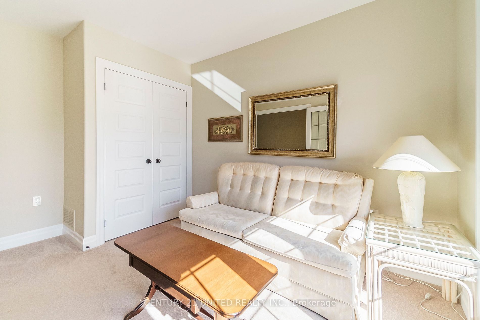80 Village Cres, #118