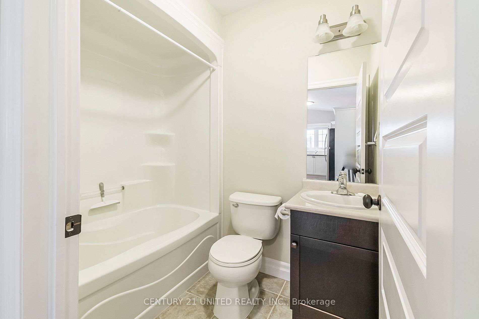 80 Village Cres, #118