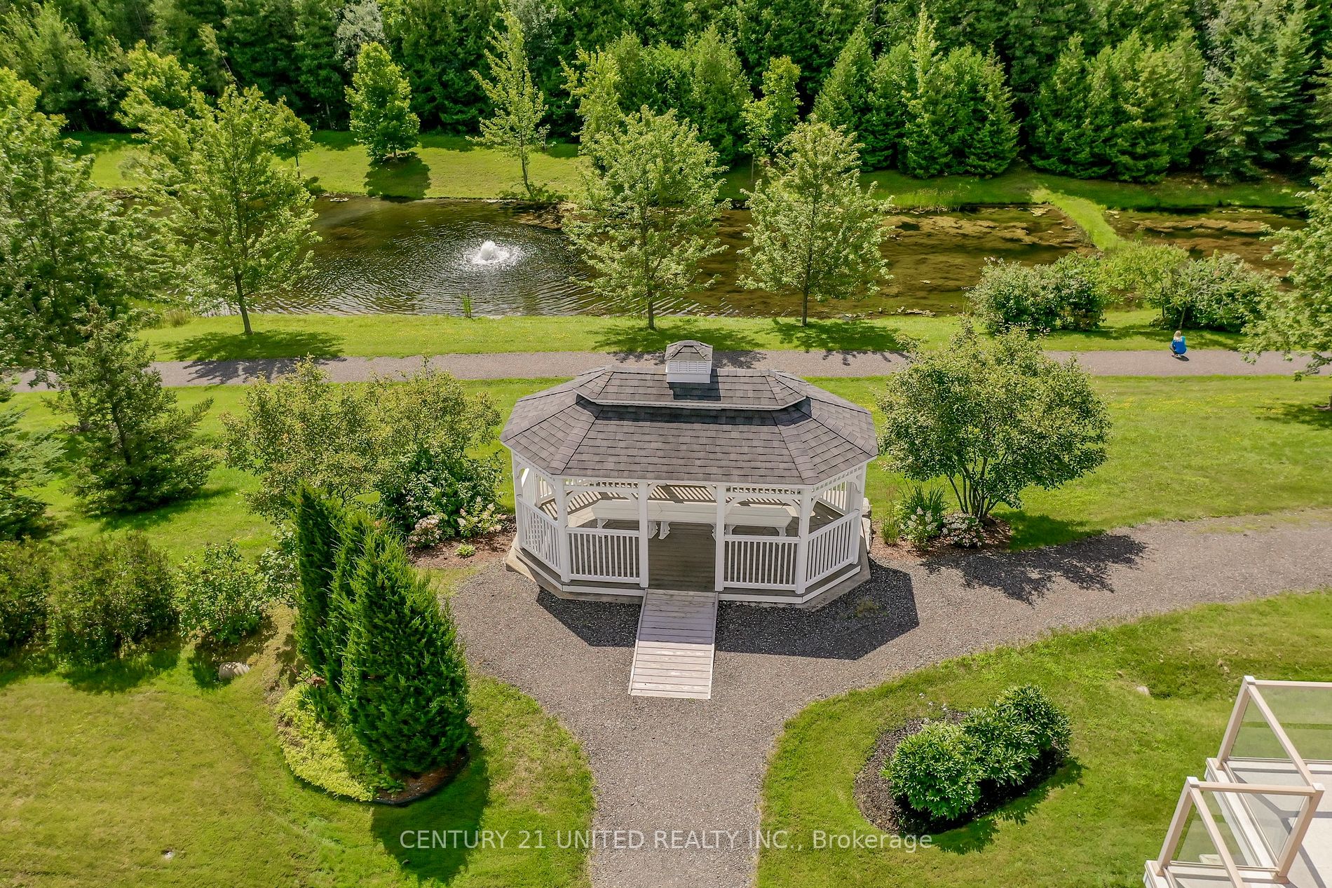 80 Village Cres, #118