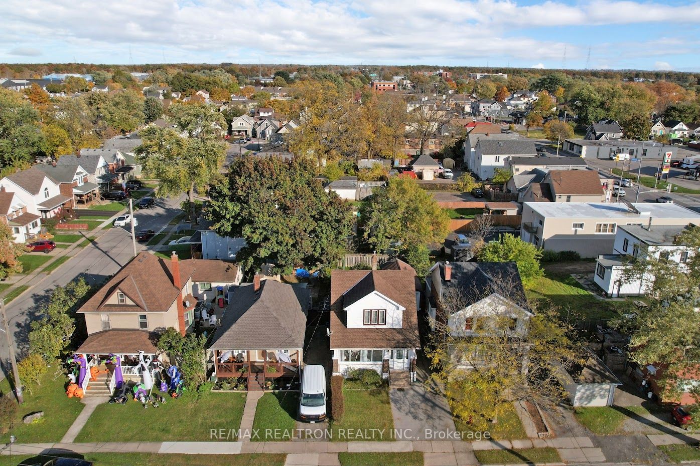 14 Myrtle Ave
