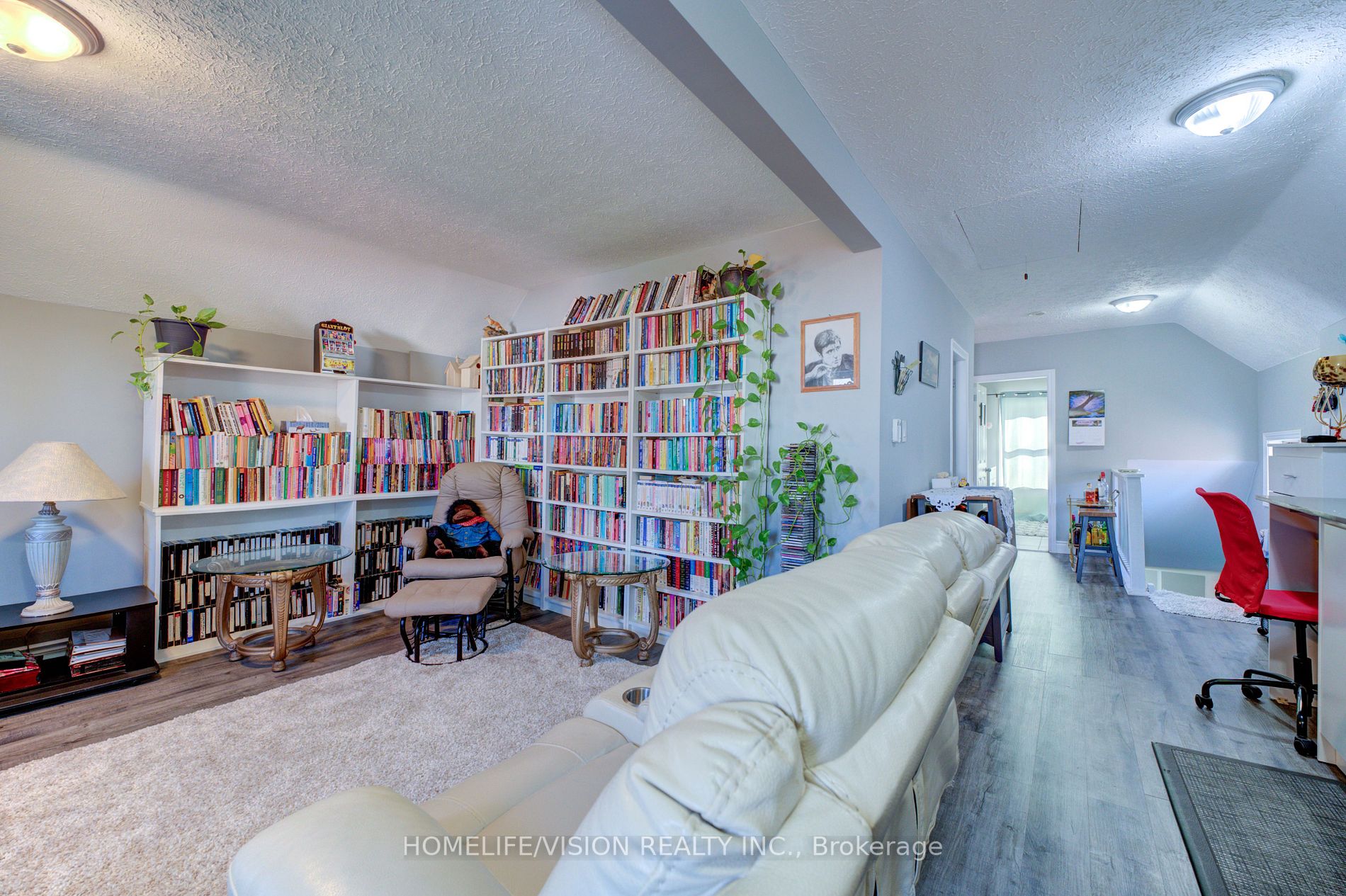 18 Elgin St