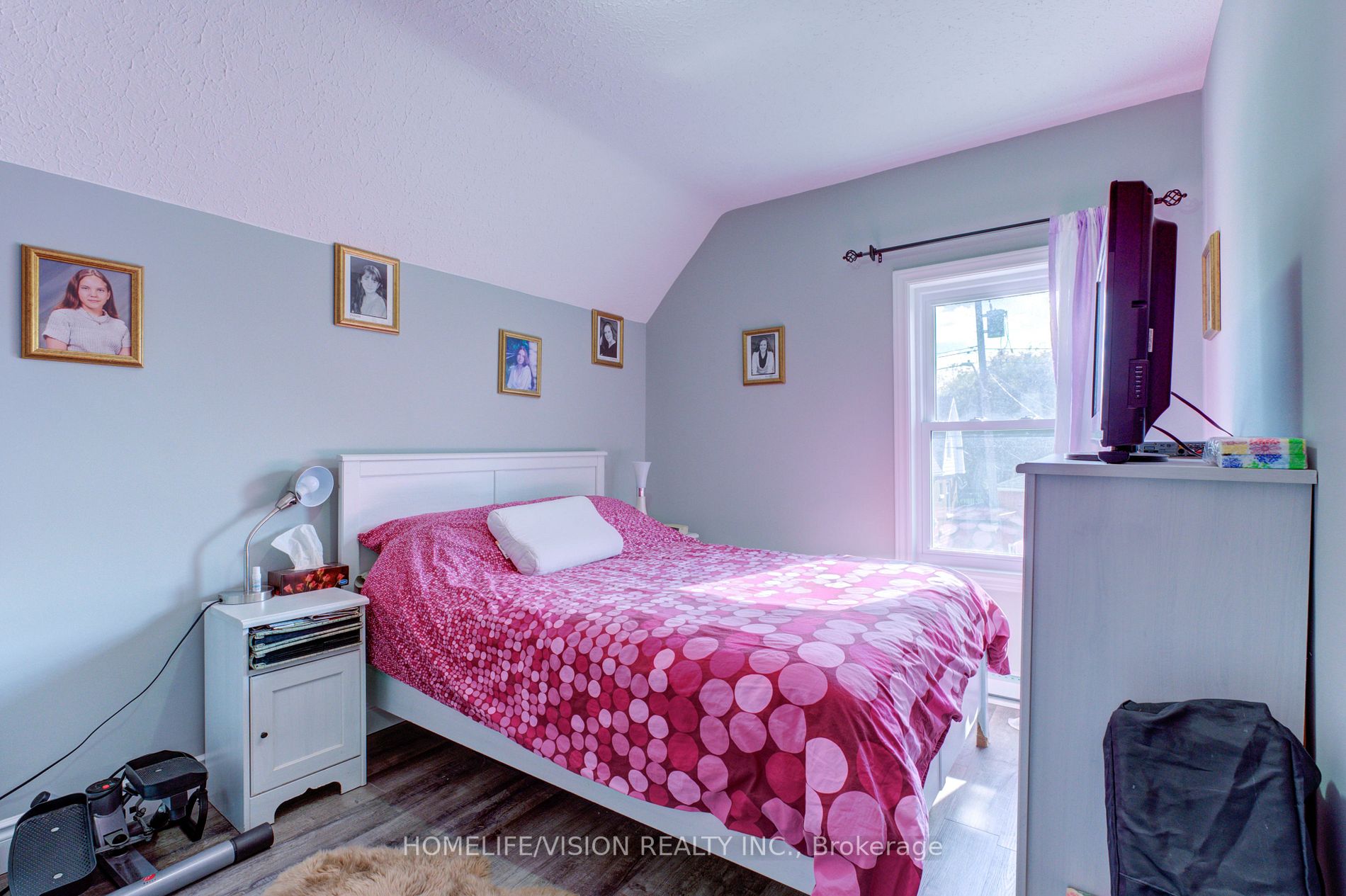 18 Elgin St