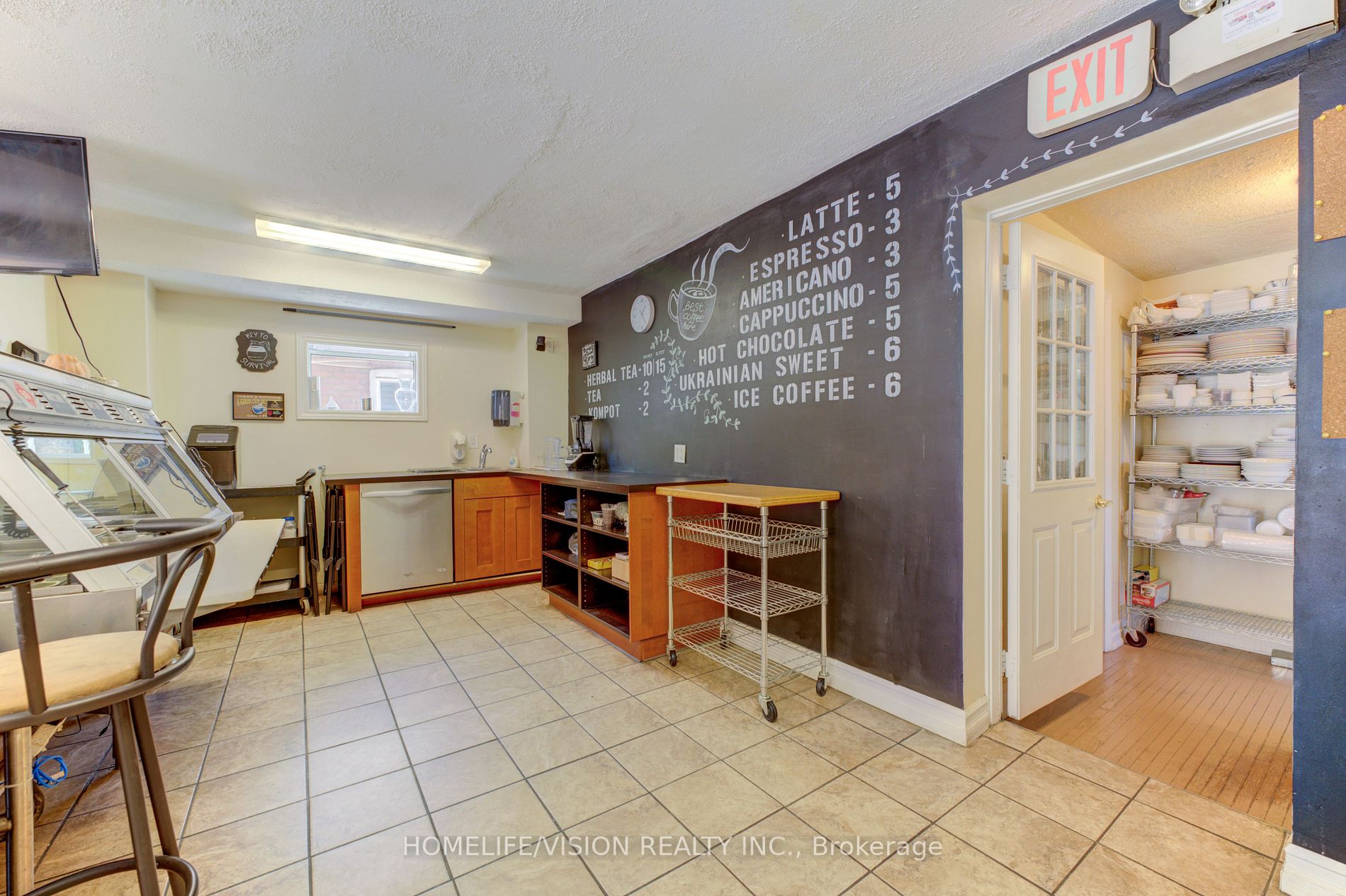 18 Elgin St