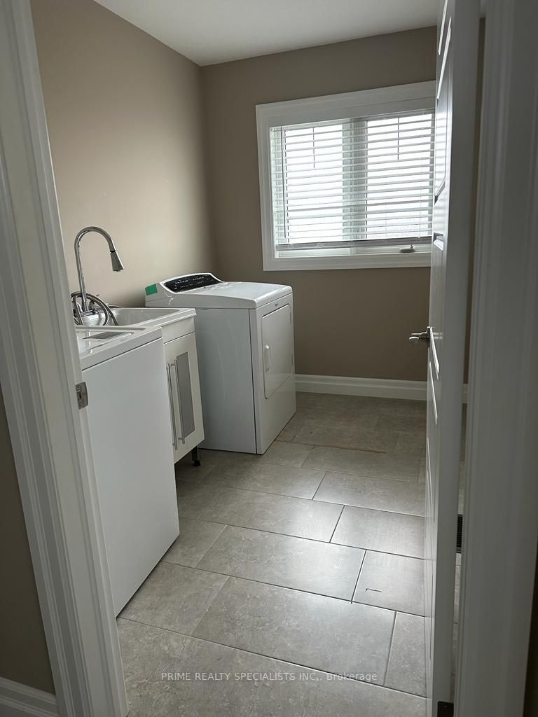 2185 Westpoint Hts