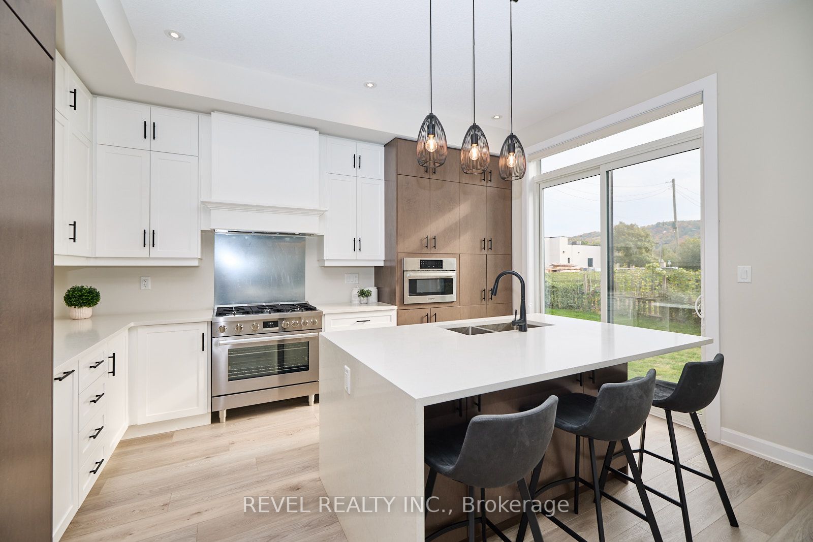 159 Starfire Cres