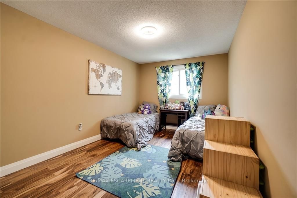 255 Mount Albion Rd, #30