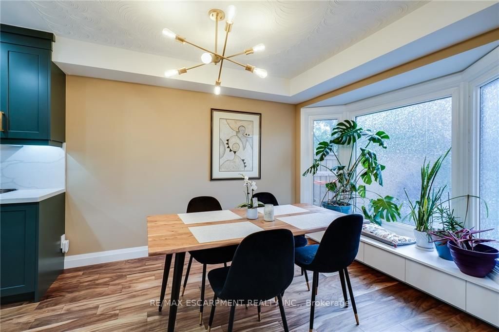 255 Mount Albion Rd, #30