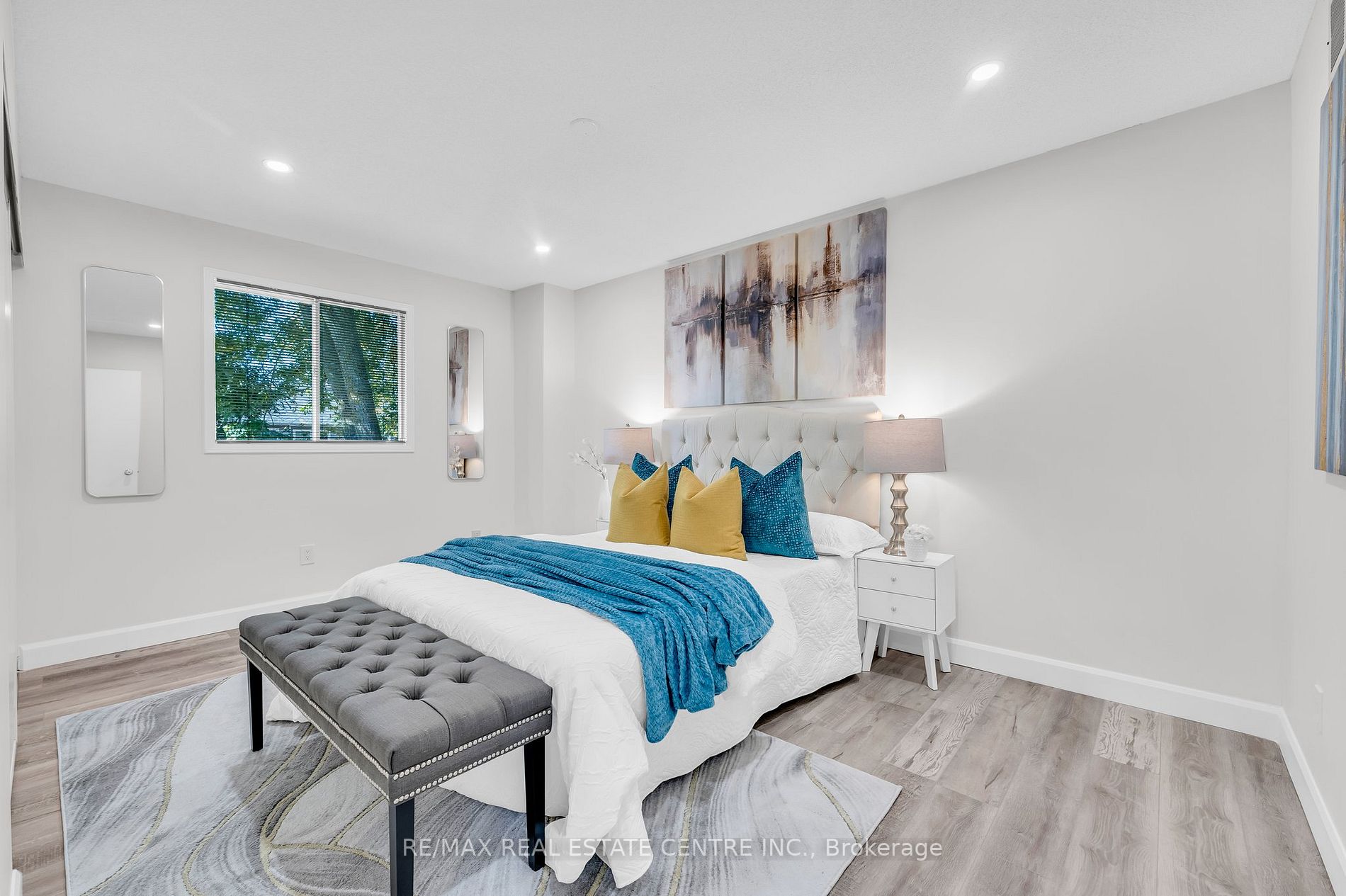 107 Middlemiss Cres