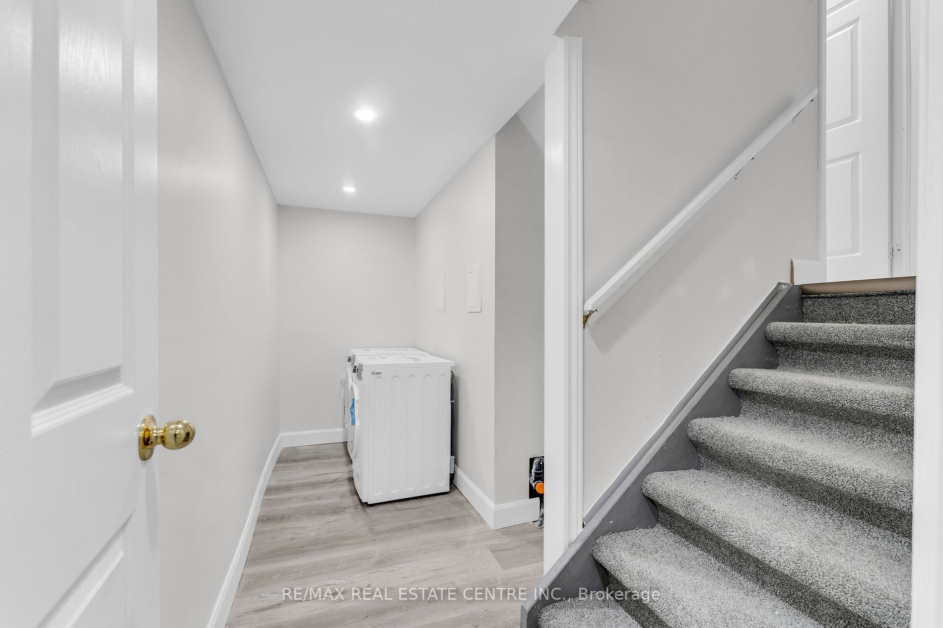 107 Middlemiss Cres