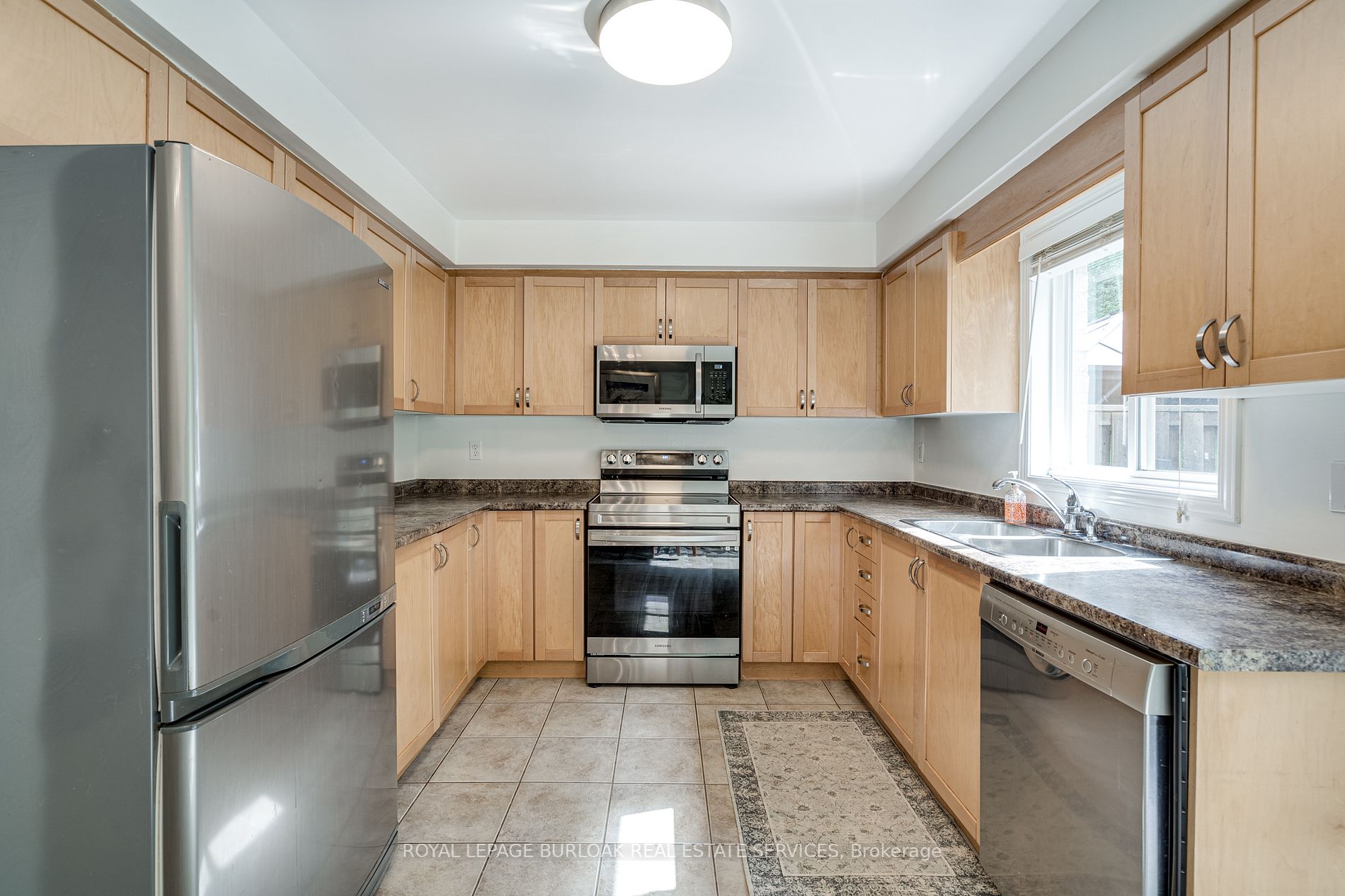 7 Southside Pl S, #14