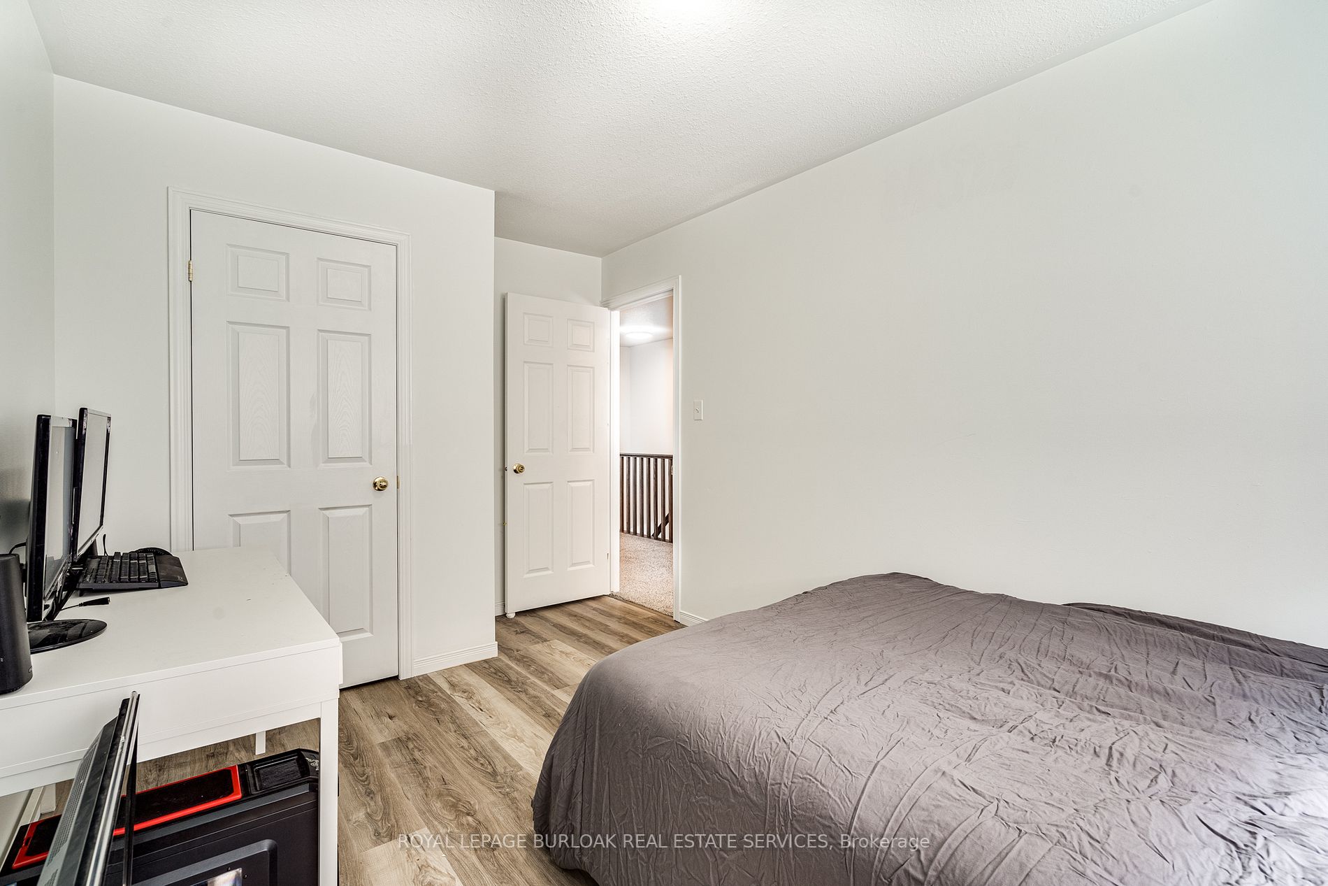 7 Southside Pl S, #14