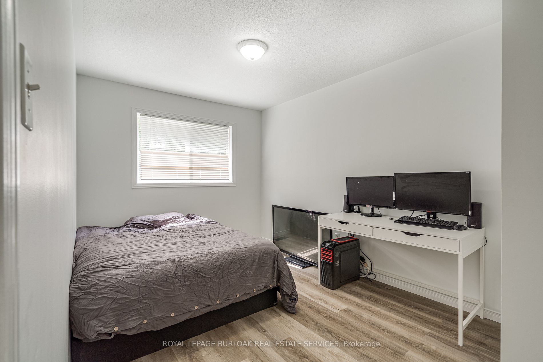 7 Southside Pl S, #14