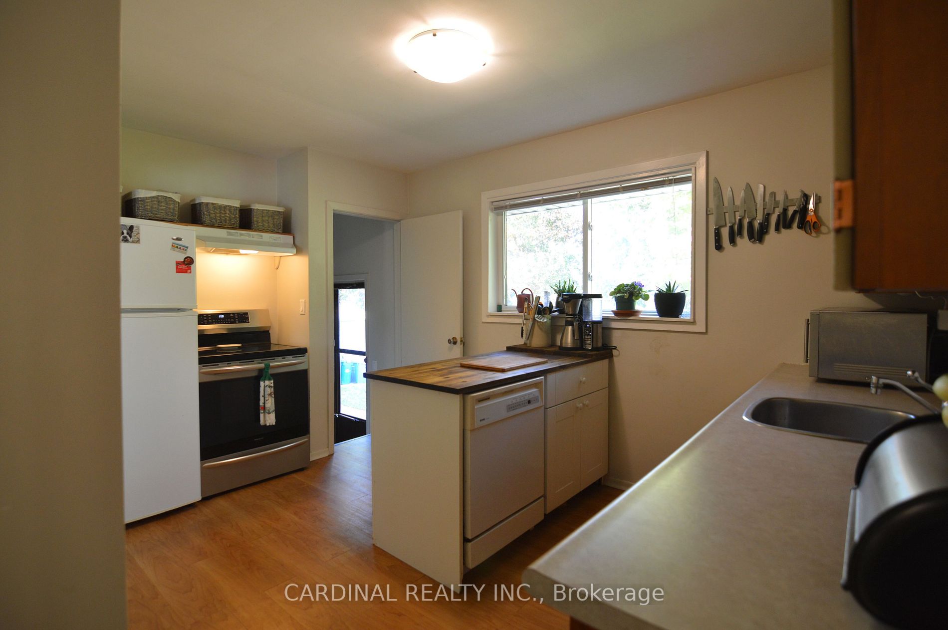 3 Chestnut Pl