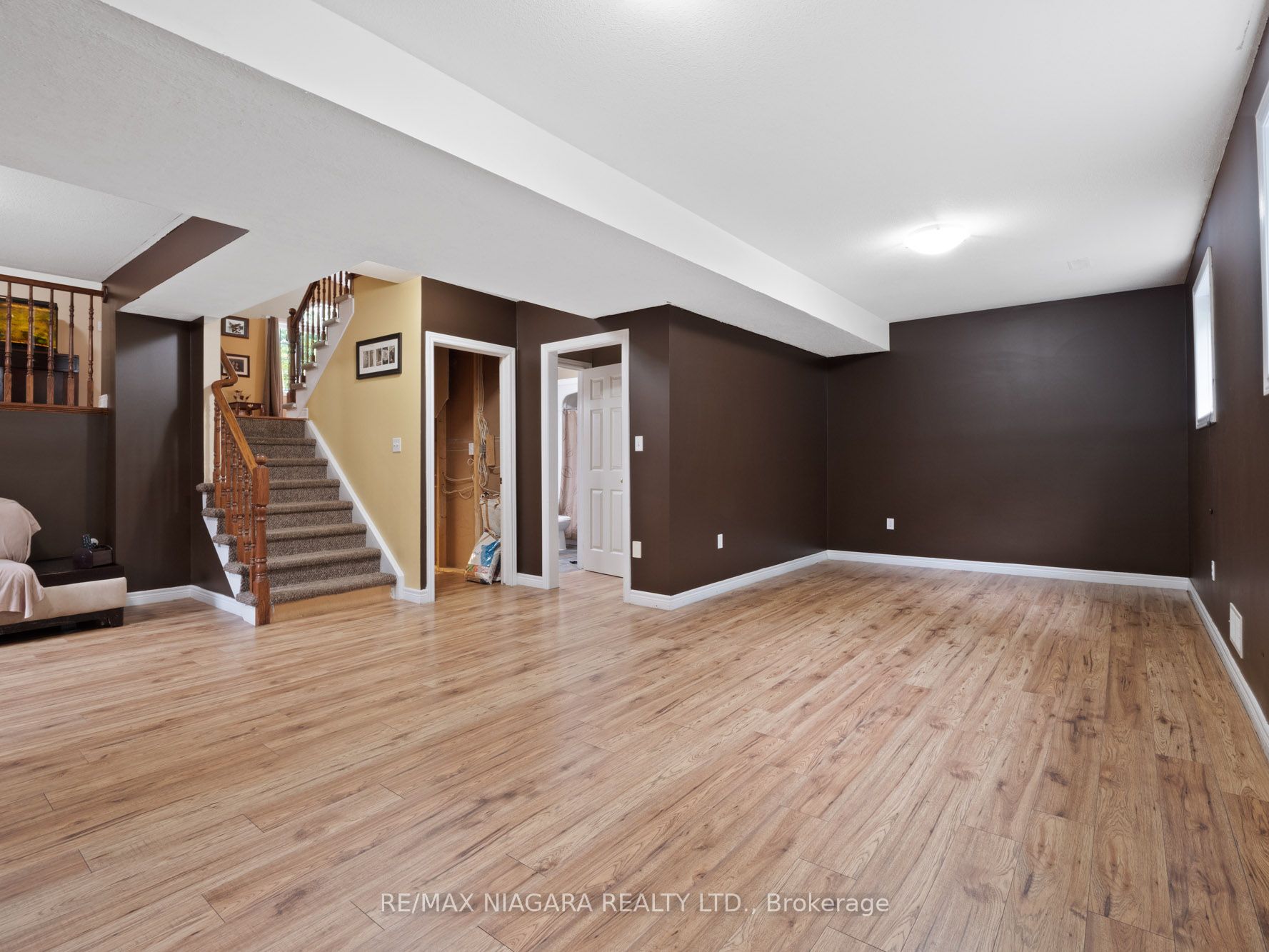 92 Thorold Ave