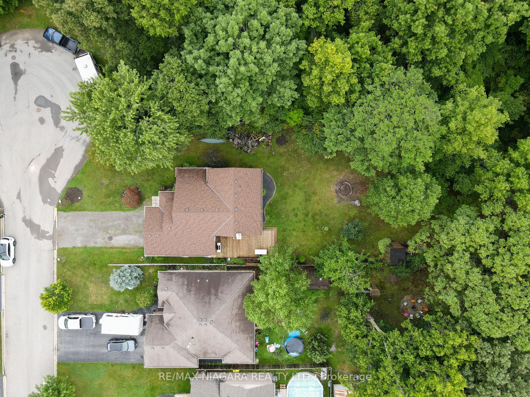 92 Thorold Ave